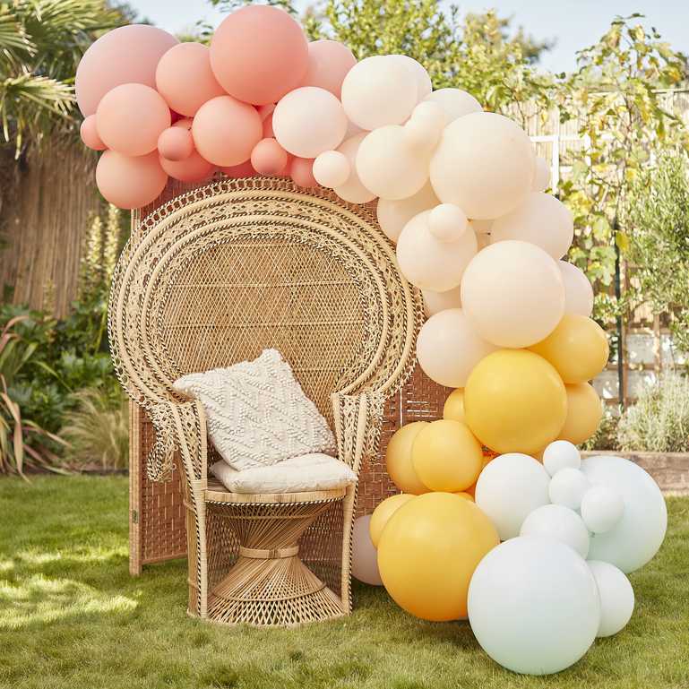 Lire la suite à propos de l’article COMMENT RÉALISER UNE ARCHE DE BALLONS ?